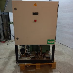 Холодильная централь на базе двух Bitzer 4DC-5,2Y-40S OSTROV AME-L-2x4DC5Y б/у